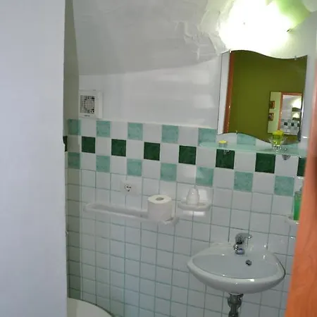 Alojamento de Acomodação e Pequeno-almoço Gi&giò Càbras