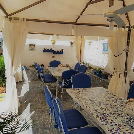 Gi & Gio Nocleg ze śniadaniem 4*